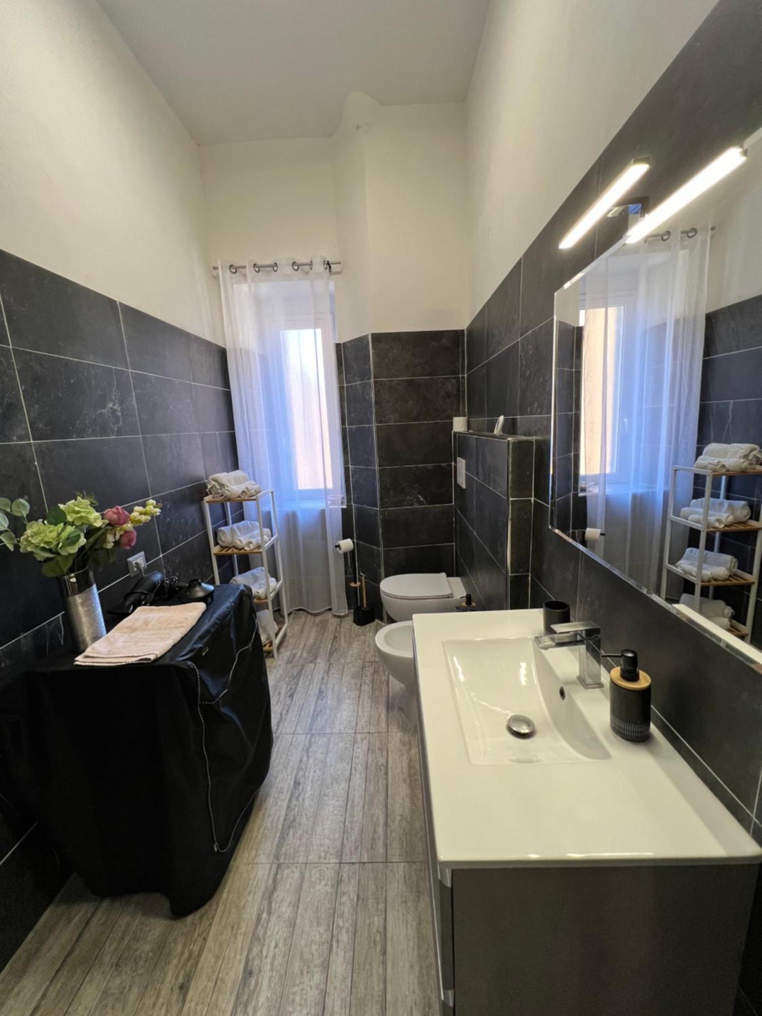 Port House Apartment Civitavecchia Exterior photo